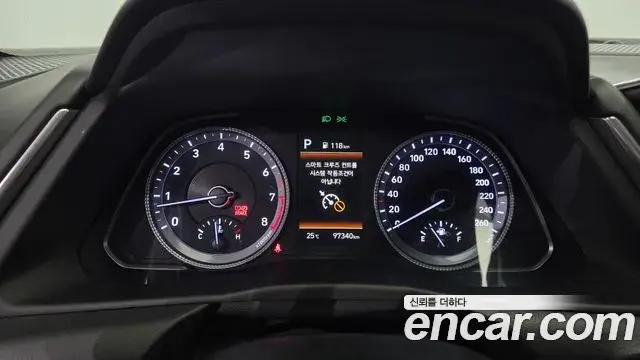 Hyundai Sonata 2023 — Фото 8/20