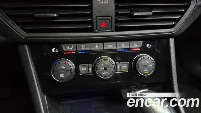 Volkswagen Jetta 2021 — Şəkil 20/31