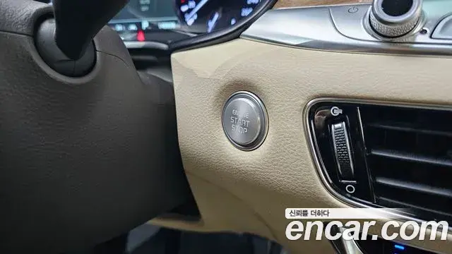 Kia The K9 2018 — Photo 25/31