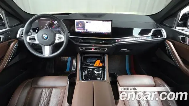 BMW X6 2025 — Photo 14/32