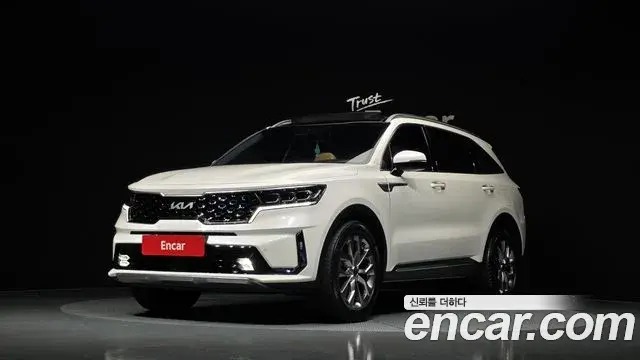 Kia Sorento 2022 — Фото 1/20