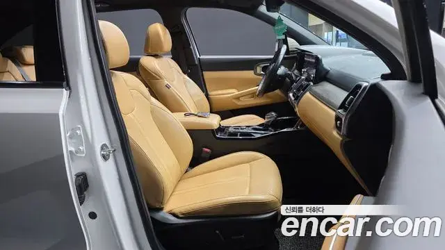Kia Sorento 2022 — Фото 11/20