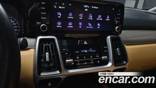 Kia Sorento 2022 — Фото 14/20