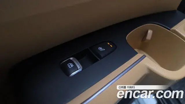 Kia Sorento 2022 — Фото 18/20