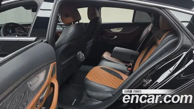 Mercedes-Benz AMG GT 2023 — Фото 12/20