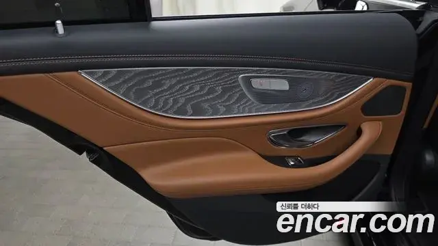 Mercedes-Benz AMG GT 2023 — ფოტო 18/30