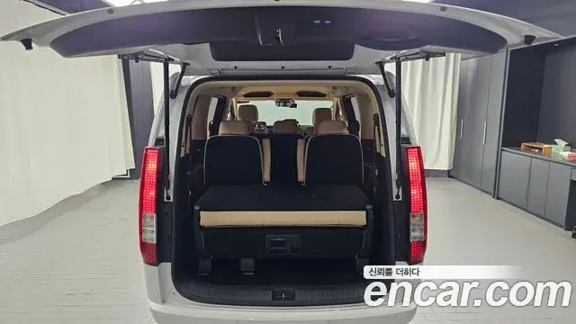 Hyundai Staria 2024 — Фото 18/20