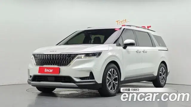 Kia Carnival 2022 — Фото 1/20