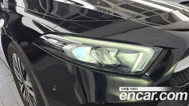 Mercedes-Benz A-Class 2021 — Şəkil 29/30