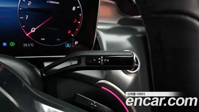 Mercedes-Benz GLC-Class 2025 — Фото 9/20