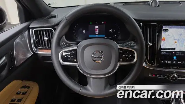 Volvo S60 2022 — Photo 26/30
