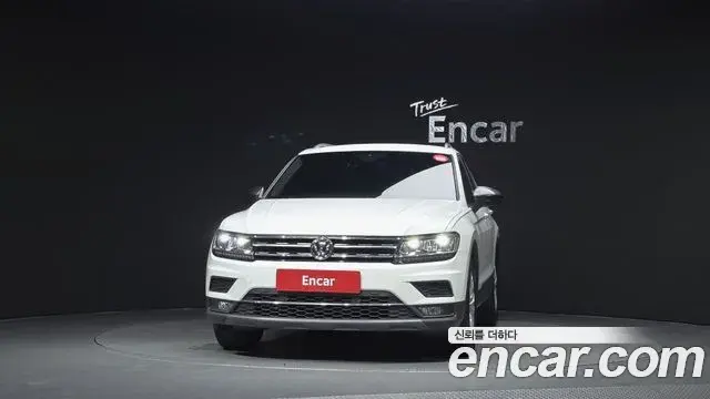 Volkswagen Tiguan 2018 — Фото 3/20
