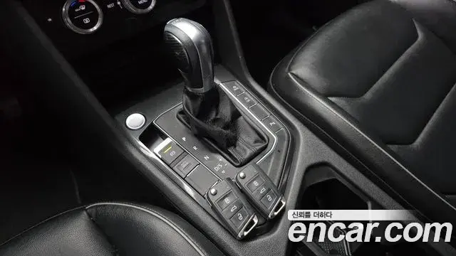 Volkswagen Tiguan 2018 — Фото 9/20