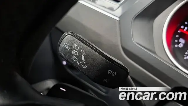 Volkswagen Tiguan 2018 — Photo 2/31
