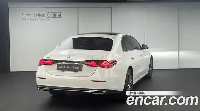 Mercedes-Benz E-Class 2026 — Photo 17/18