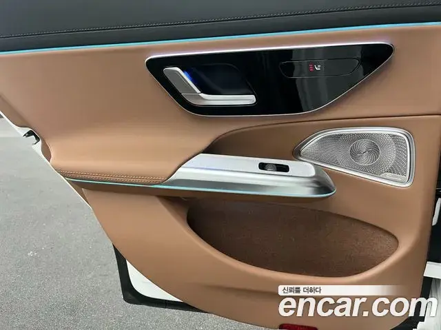 Mercedes-Benz E-Class 2026 — Photo 4/18