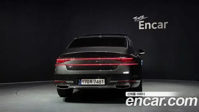 Genesis G90 2022 — Photo 16/20