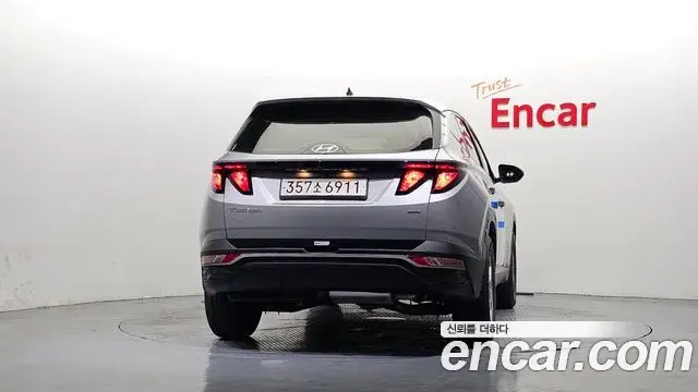 Hyundai Tucson Hybrid 2022 — Photo 19/30