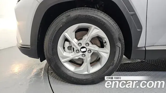 Hyundai Tucson Hybrid 2022 — Photo 15/30