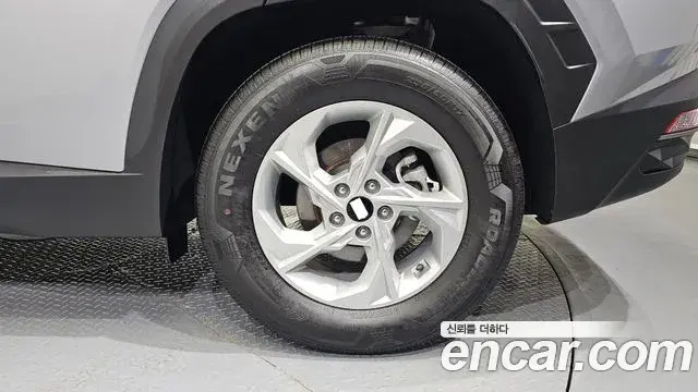 Hyundai Tucson Hybrid 2022 — Photo 2/30