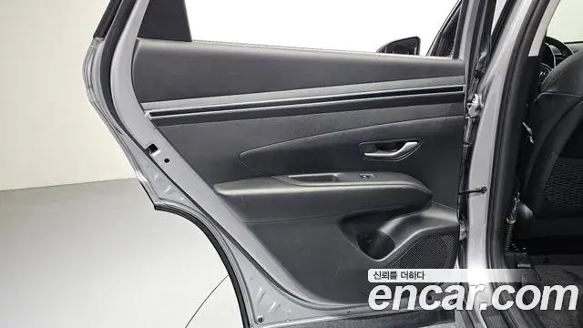 Hyundai Tucson Hybrid 2022 — Photo 14/30