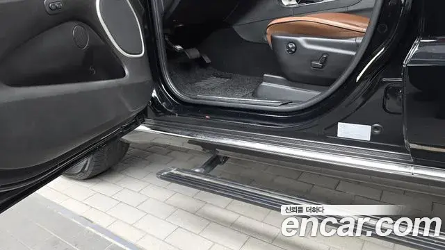 Jeep Grand Cherokee 2021 — Photo 7/37