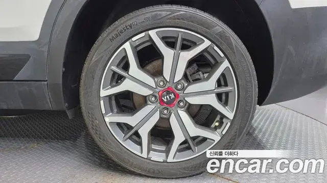 Kia Seltos 2019 — Şəkil 8/30