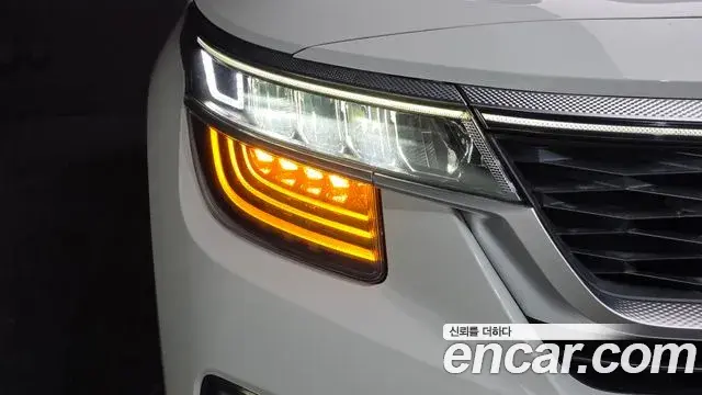 Kia Seltos 2019 — Şəkil 16/30