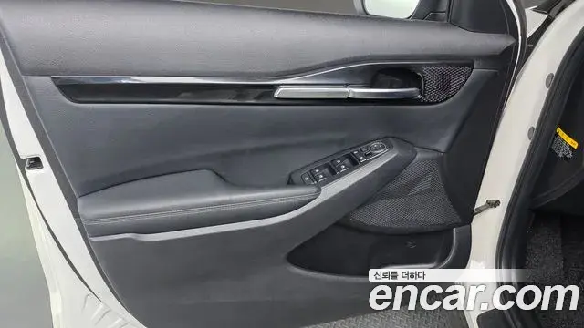 Kia Seltos 2019 — Şəkil 14/30