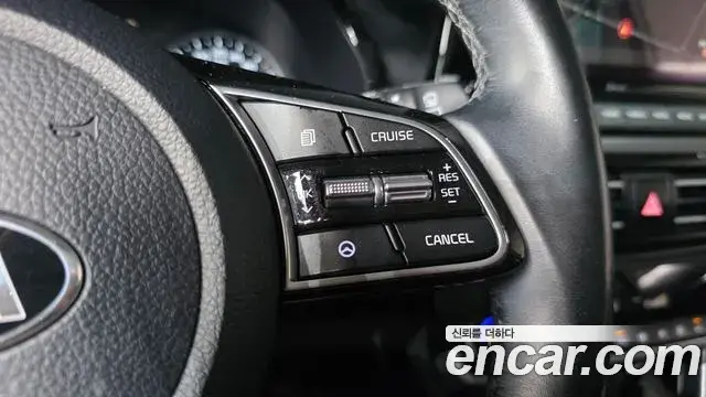 Kia Seltos 2019 — Şəkil 11/30
