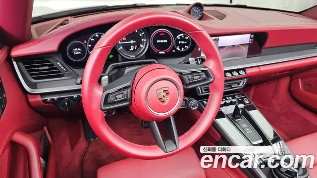 Porsche 911 2023 — ფოტო 23/35