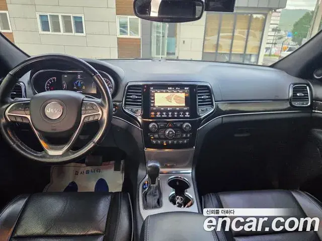 Jeep Grand Cherokee 2021 — Şəkil 4/20