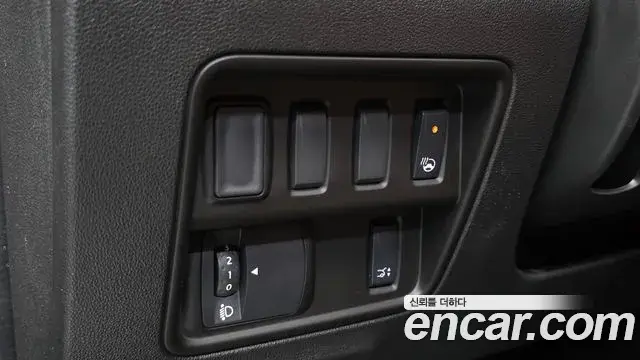 Renault Samsung QM6 2020 — Фото 19/20