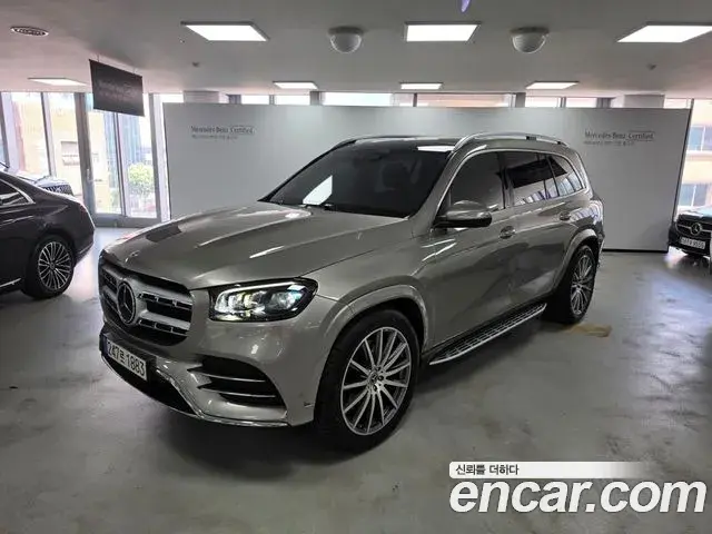 Mercedes-Benz GLS-Class 2021 — Photo 2/18
