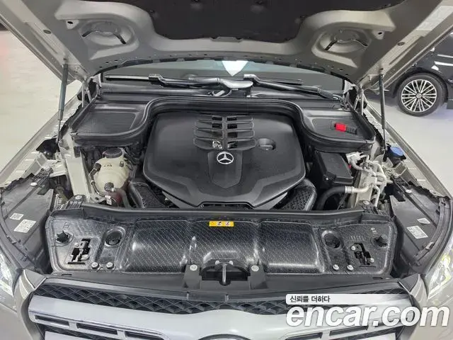 Mercedes-Benz GLS-Class 2021 — Photo 18/18