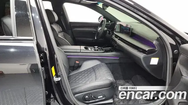 Genesis G90 2024 — Photo 33/38