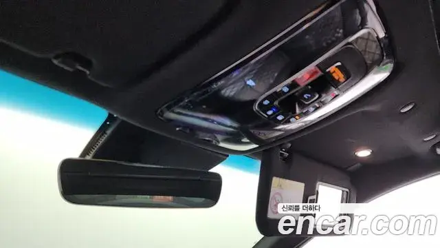 Genesis G90 2024 — Photo 30/38