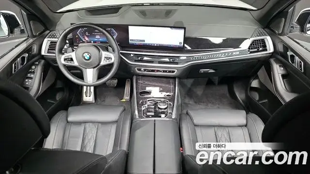 BMW X5 2023 — Photo 21/34