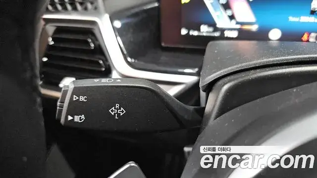 BMW X5 2023 — Photo 11/34