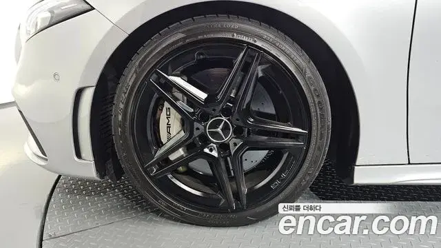Mercedes-Benz A-Class 2021 — Фото 5/20