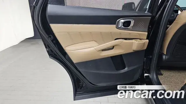 Kia Sorento 2023 — Şəkil 5/30