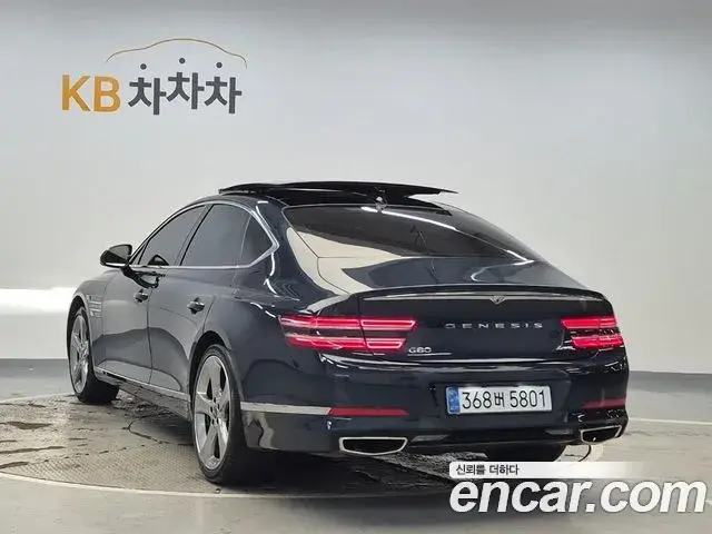 Genesis G80 2022 — ფოტო 18/18