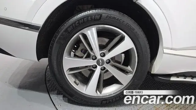 Genesis GV80 2021 — Photo 5/20