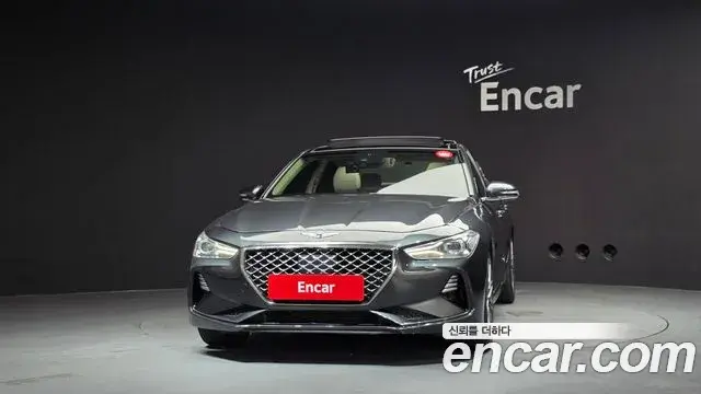 Genesis G70 2018 — Photo 31/38