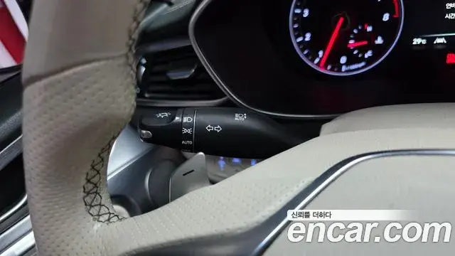 Genesis G70 2018 — Photo 2/38