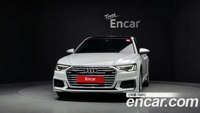 Audi A6 2021 — Photo 3/33
