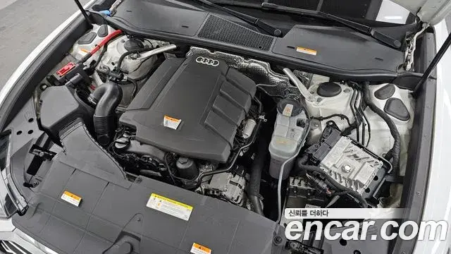 Audi A6 2021 — Photo 9/33