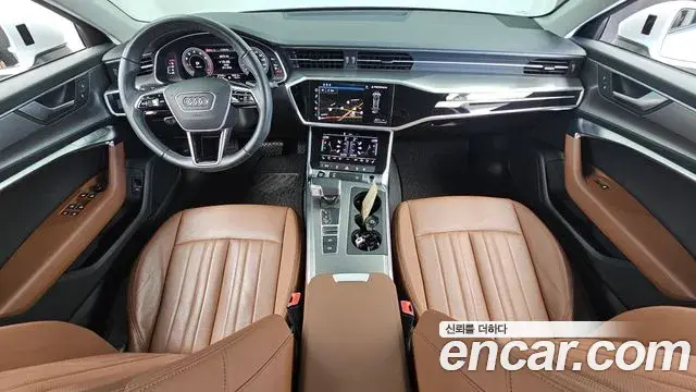 Audi A6 2021 — Photo 12/33