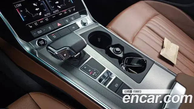Audi A6 2021 — Photo 6/33