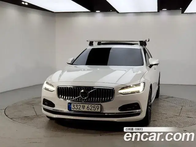 Volvo S90 2022 — Photo 3/20